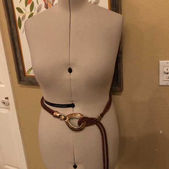 Vintage leather woven belt with brass accents. (BO7) main image 9
